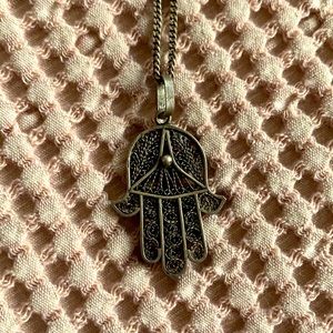 Beautiful silver wire hamsa necklace